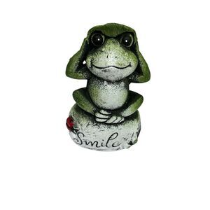 Charming "Smile" Frog Garden Statue 5" Green Whimsy Decor